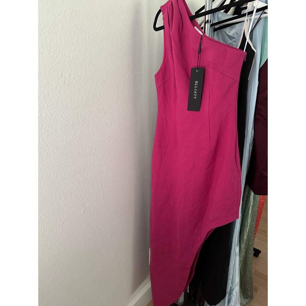 ELLIATT Ellie Dress in Orchid - Picture 6 of 9